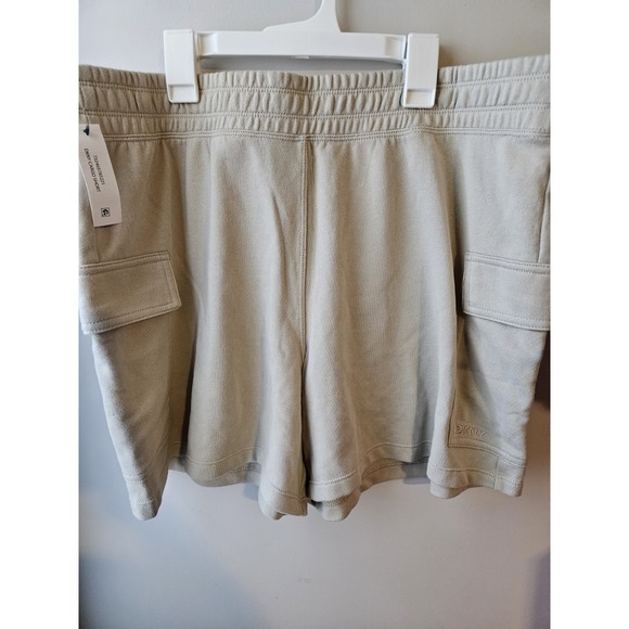 Dkny Pants - DKNY‎ Cargo Shorts Womens XL Light Beige Pocket Casual Lounge NEW